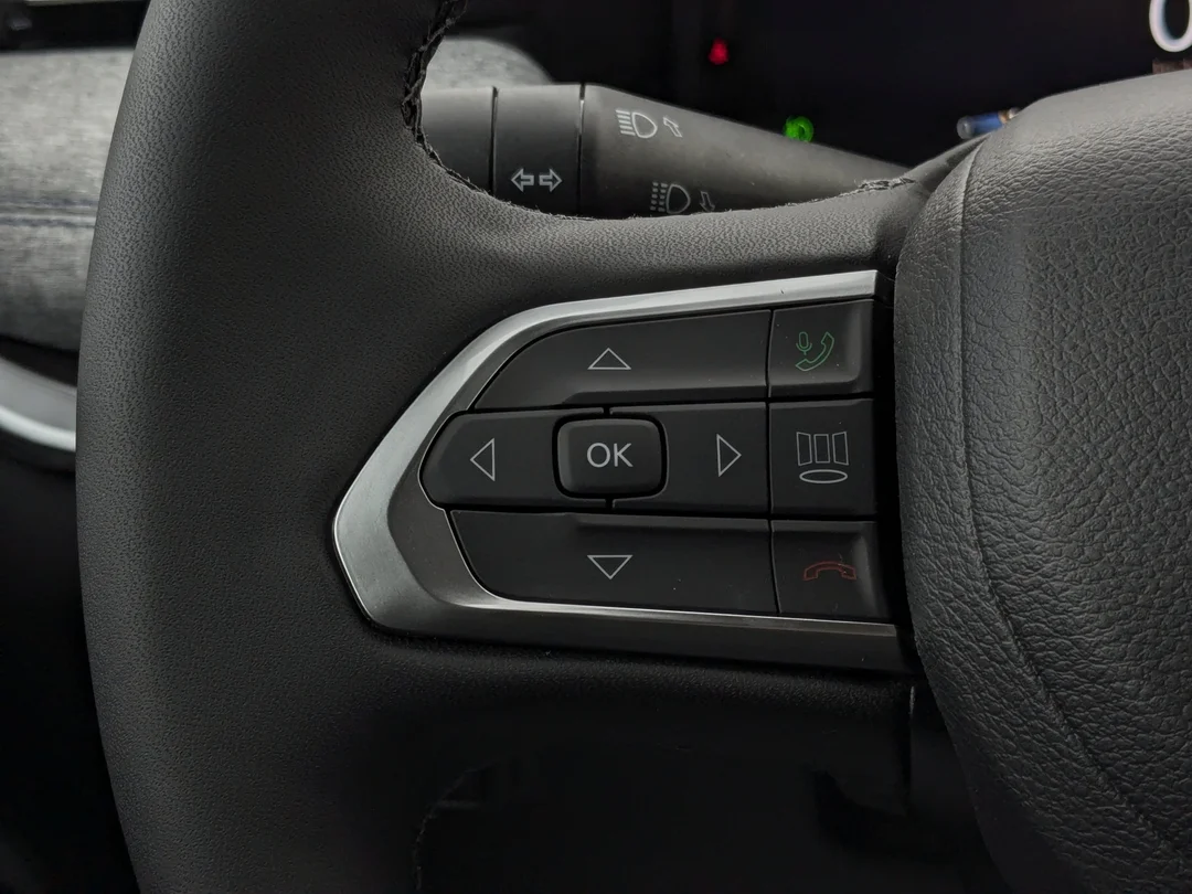 New 2025 Blue Jeep North - - 4X4 - 4.99% O.A.C - 360 Camera System - 10.1 Inch Display - Adaptive Cruise & More! image 17