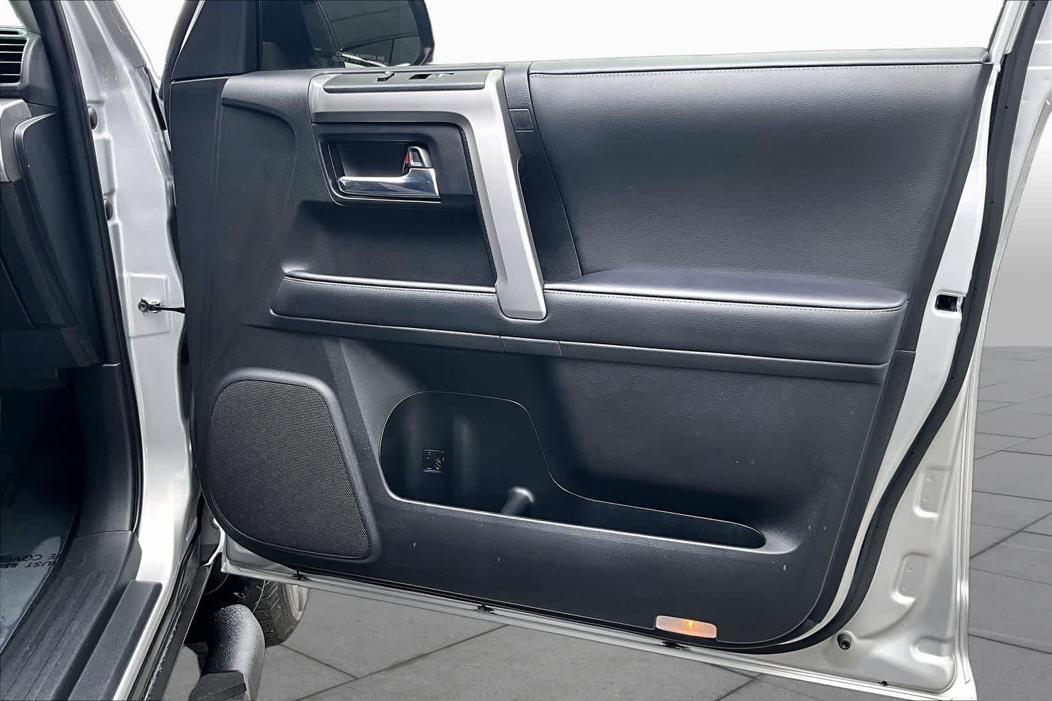 Used 2024 Classic Silver Metallic Toyota SR5 image 22