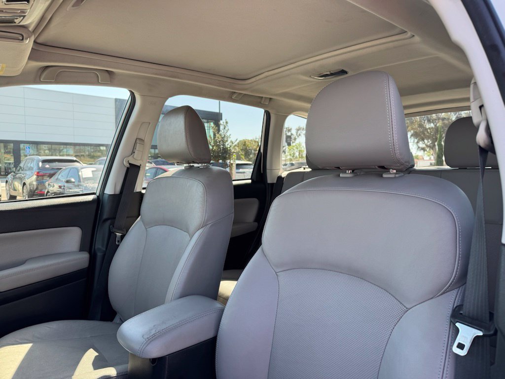 Used 2015 Satin White Pearl Subaru 2.5i Limited image 16