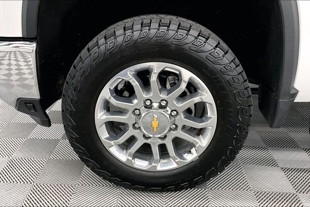2025 Chevrolet Silverado 3500HD LTZ - Photo 9