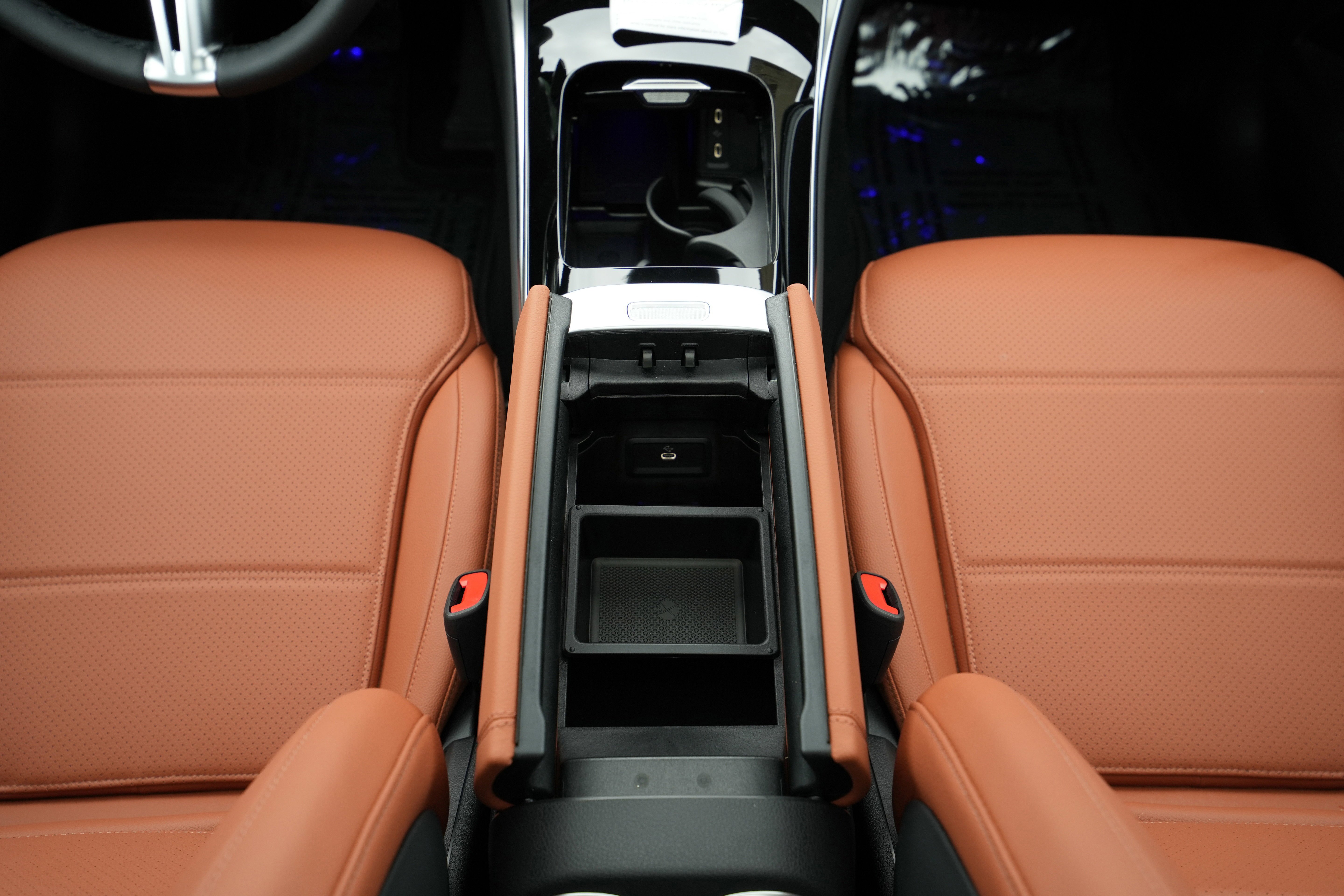 Used 2026 Black Mercedes-Benz GLC 300 image 29