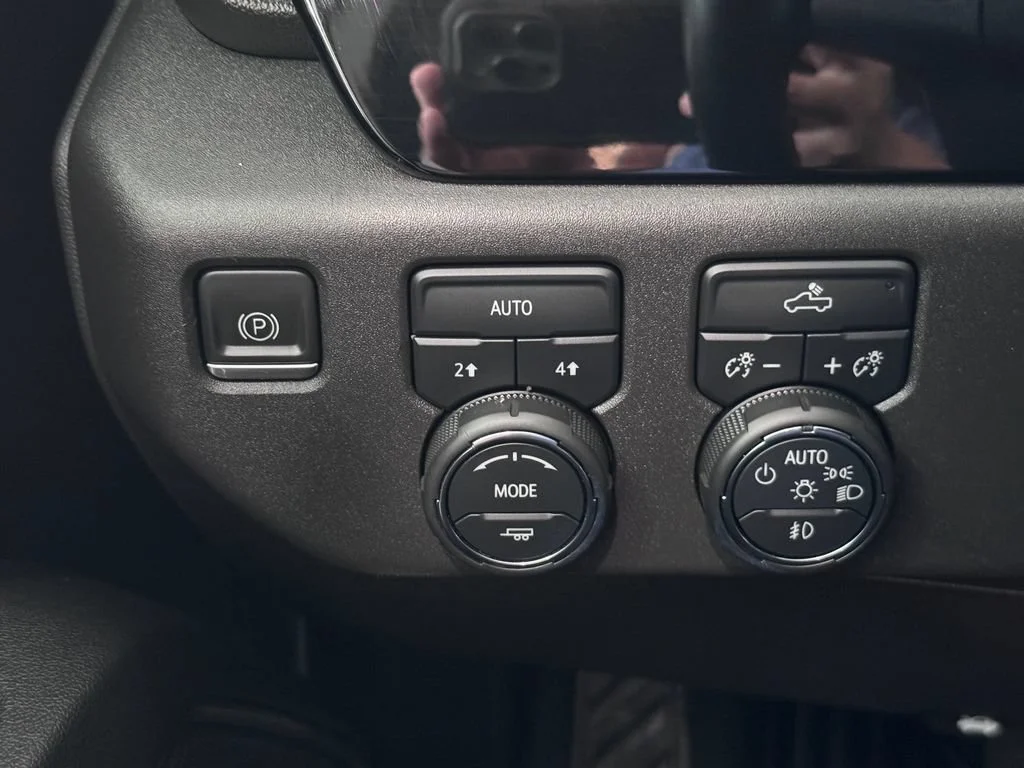 2023 Chevrolet Silverado 1500 RST - Photo 23