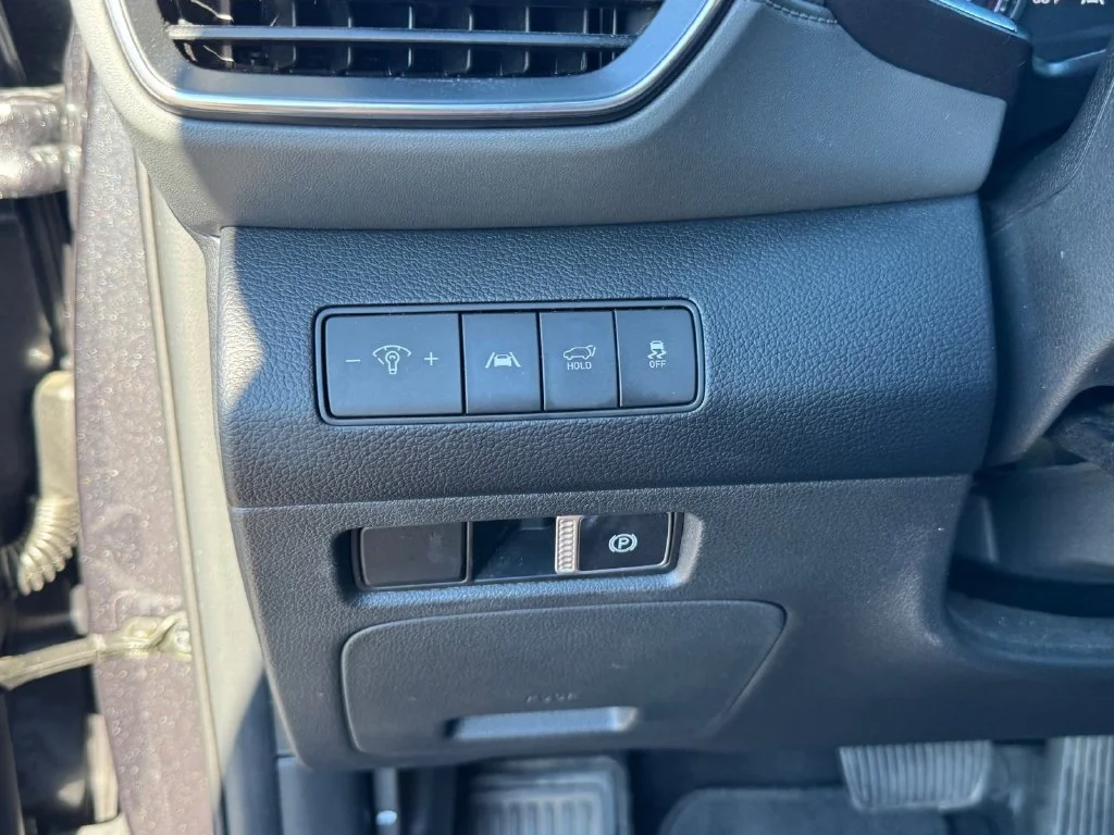 Used 2023 Gray Hyundai SEL image 22