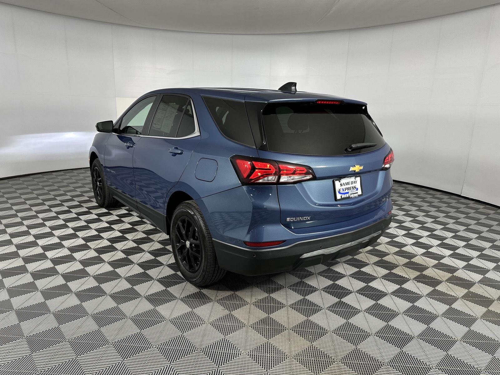 Used 2024 Lakeshore Blue Metallic Chevrolet LT image 45