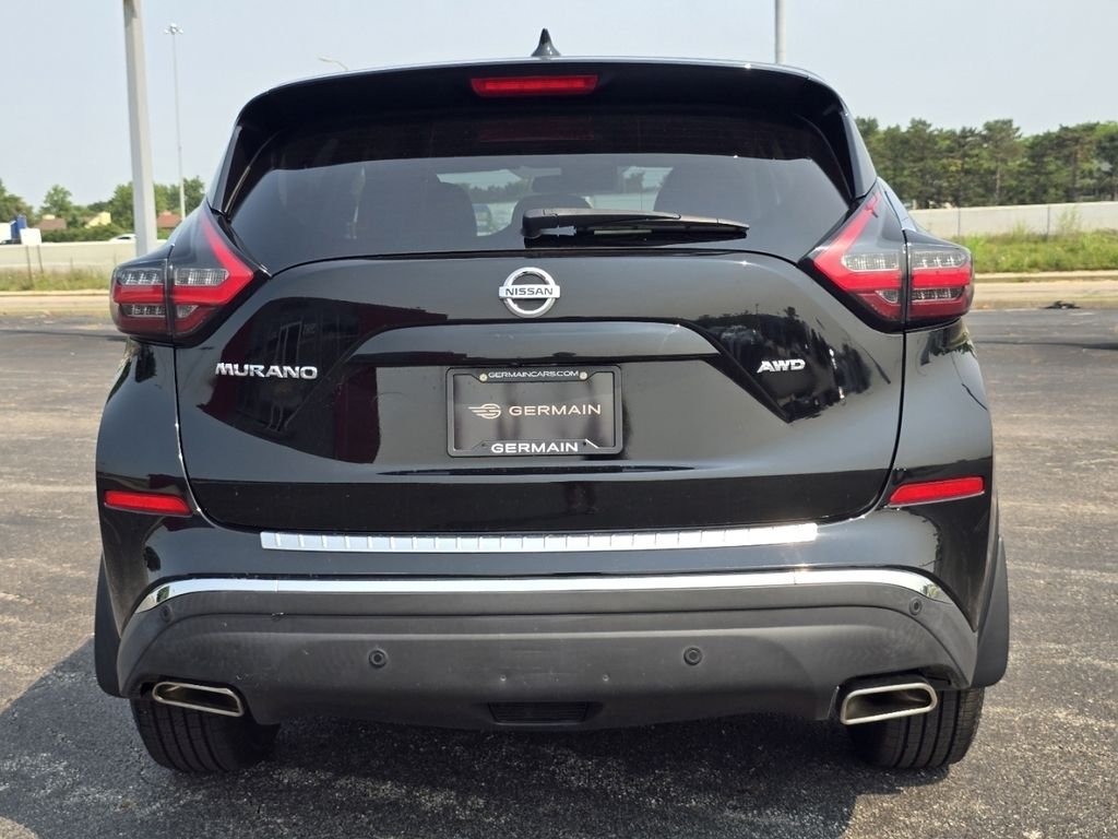Used 2020 Black Nissan S image 13