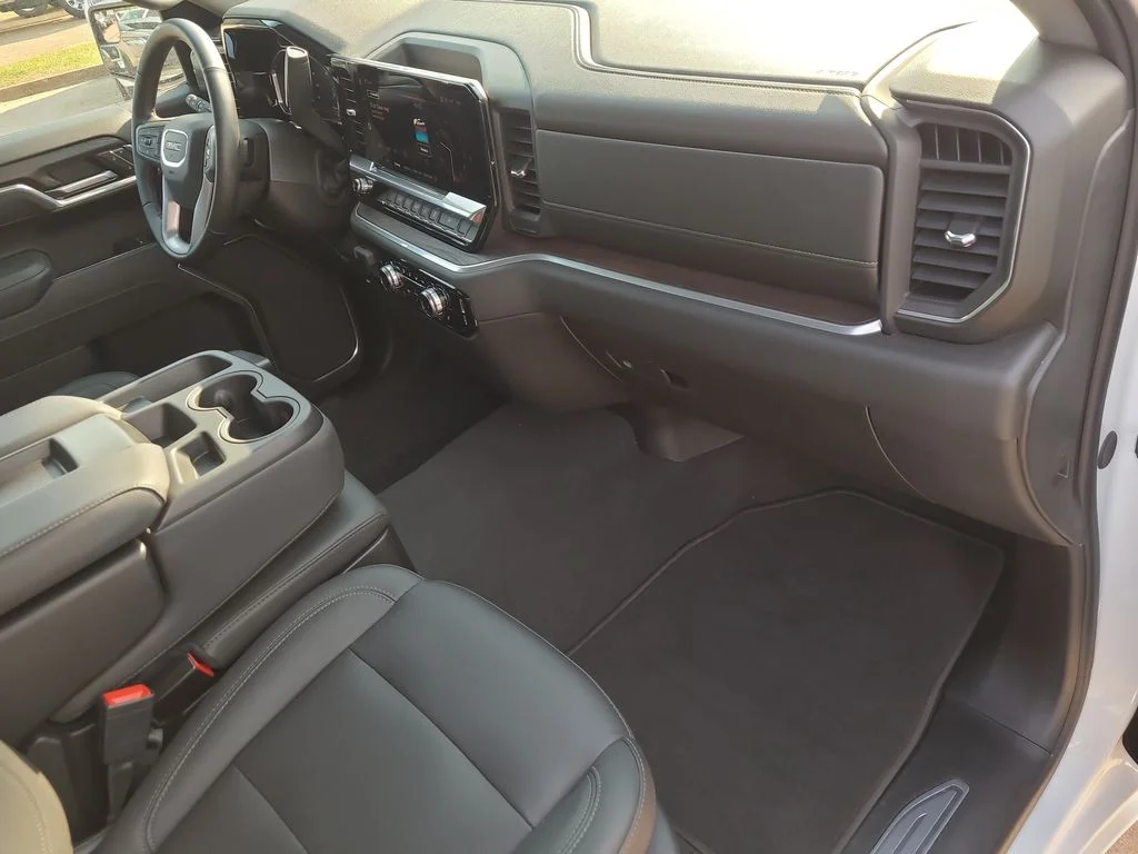Used 2026 White GMC SLT image 11