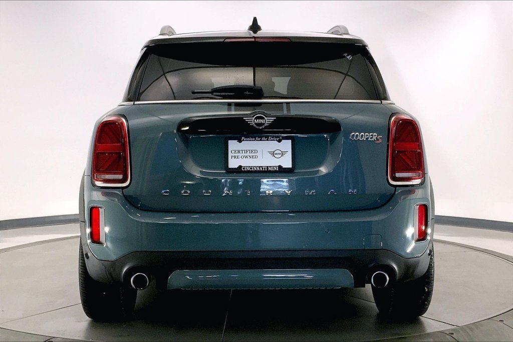 Used 2022 Sage Green Metallic MINI  image 3