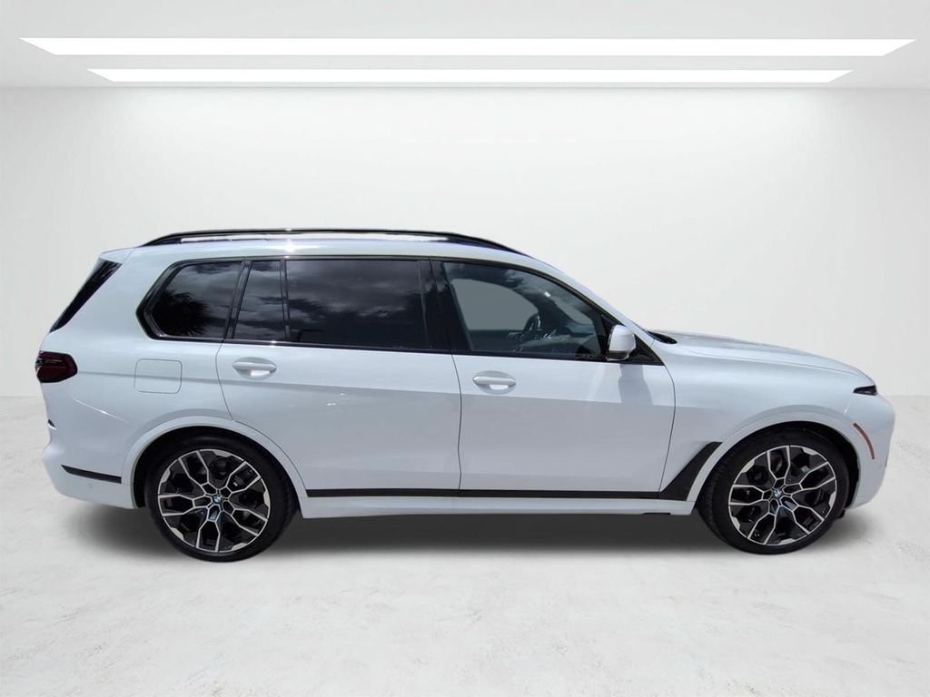 New 2027 Alpine White BMW xDrive40i image 3