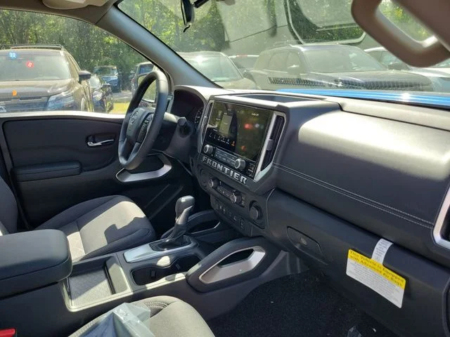 New 2026 Bluestone Pearl Nissan Crew Cab SV image 29