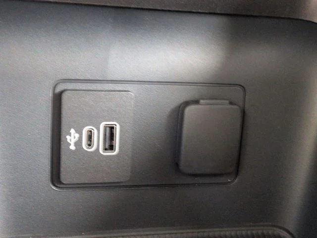 New 2026 Carbonized Gray Metallic Ford Active image 21