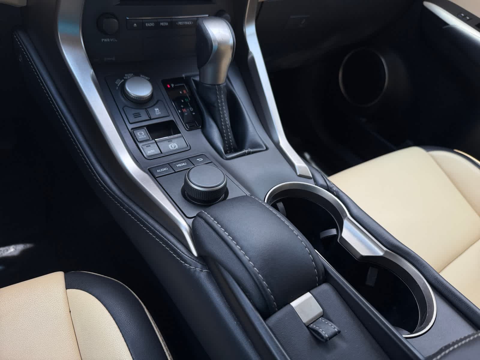 Used 2015 Eminent White Pearl Lexus  image 22