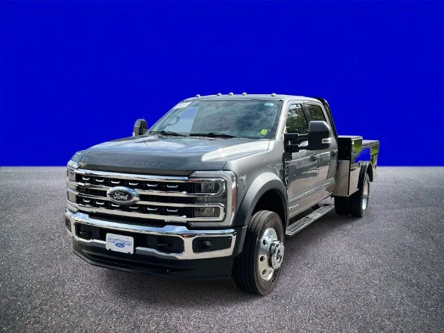 Used 2023 Gray Metallic Ford Lariat image 7