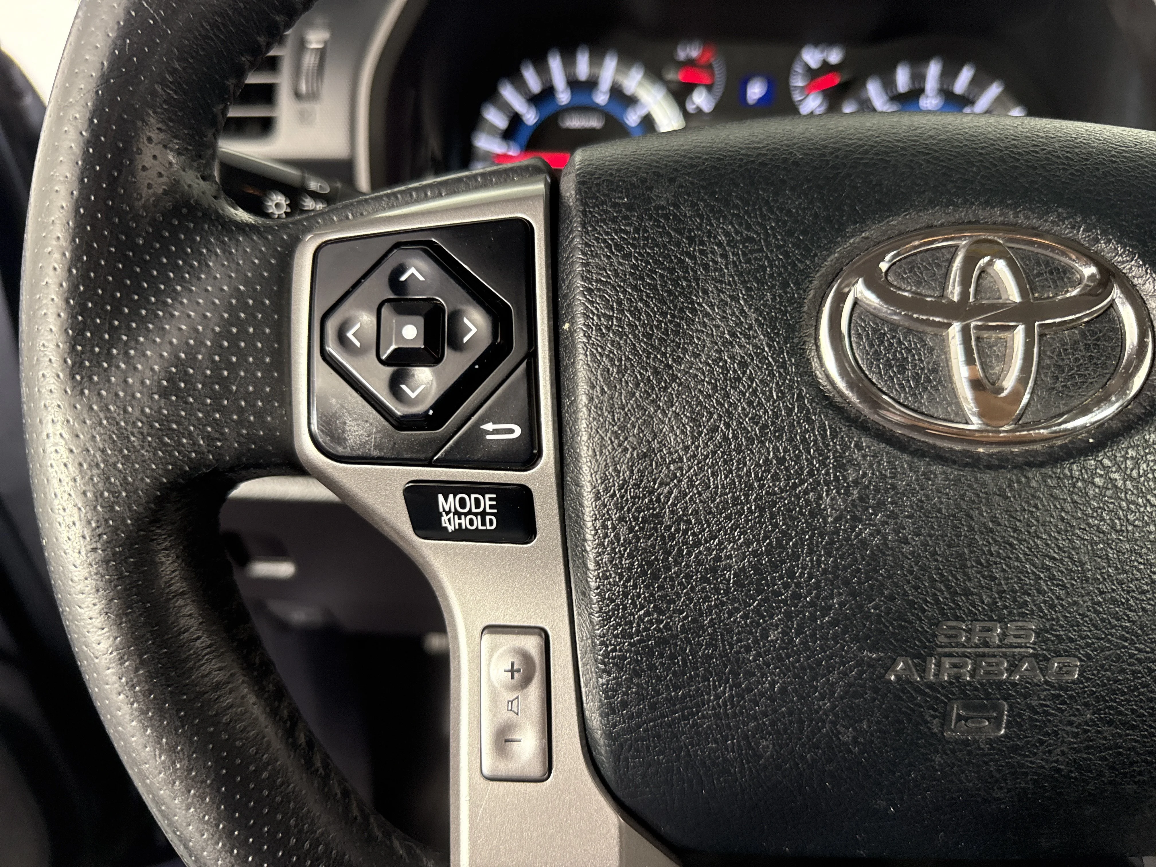 Used 2017 Nautical Blue Metallic Toyota SR5 image 25