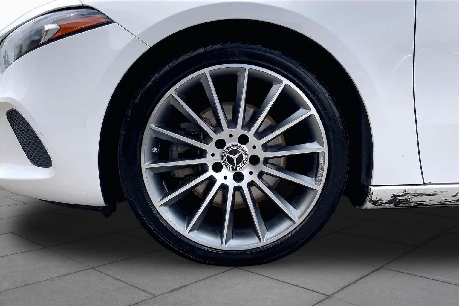 Used 2019 Polar White Mercedes-Benz A 220 image 11