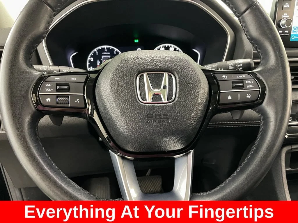 Used 2024 Black Honda Touring image 6