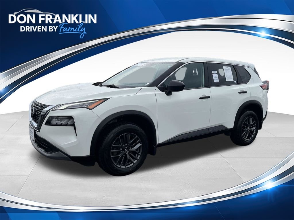 Used 2023 White Nissan S image 1