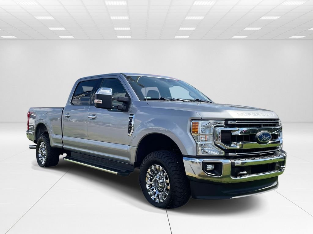 Used 2021 Silver Ford XLT image 1