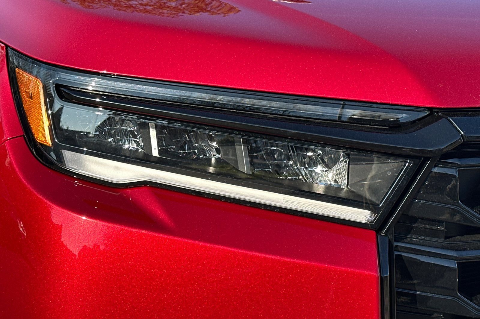 New 2026 Radiant Red Metallic II Honda Black Edition image 34