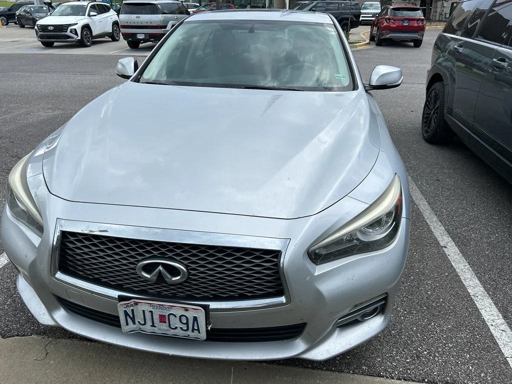 Used 2015 Liquid Platinum INFINITI Premium image 10