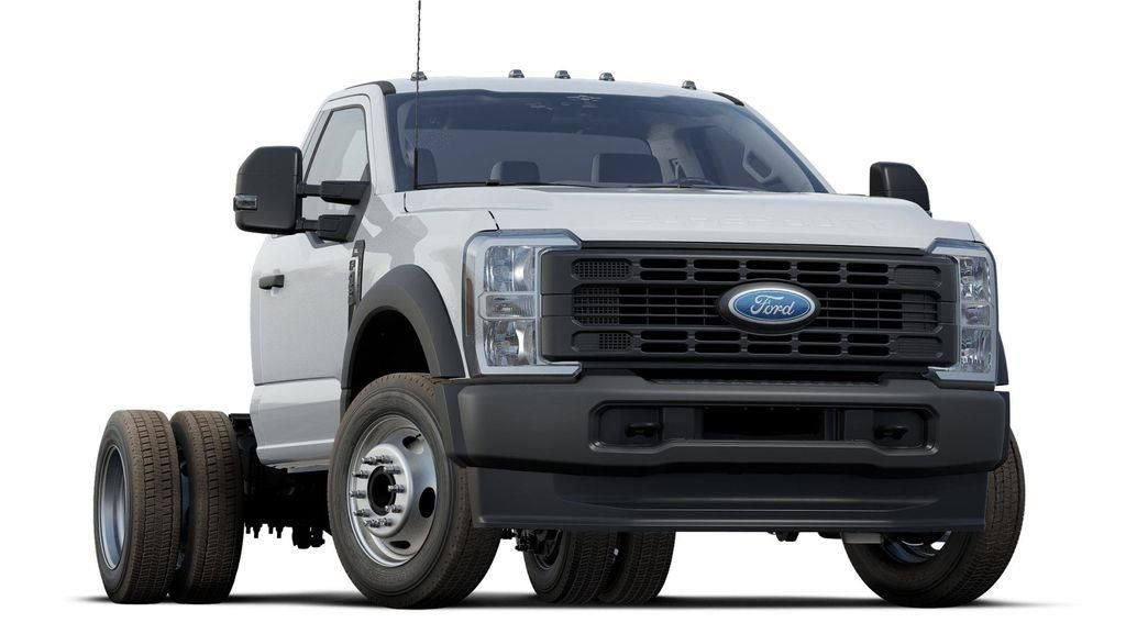 New 2025 Oxford White Ford F-450® XL image 55