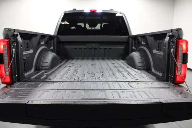 New 2026 Carbonized Gray Metallic Ford F-250® Lariat® image 36