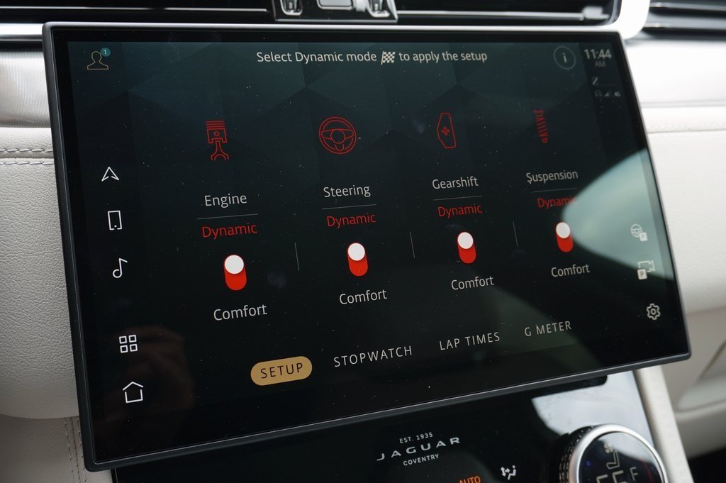 2025 JAGUAR F-PACE - Image 24