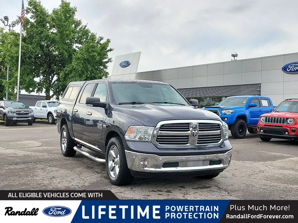 2016 RAM 1500 Big Horn 4x4 Crew Cab 5'7's photo