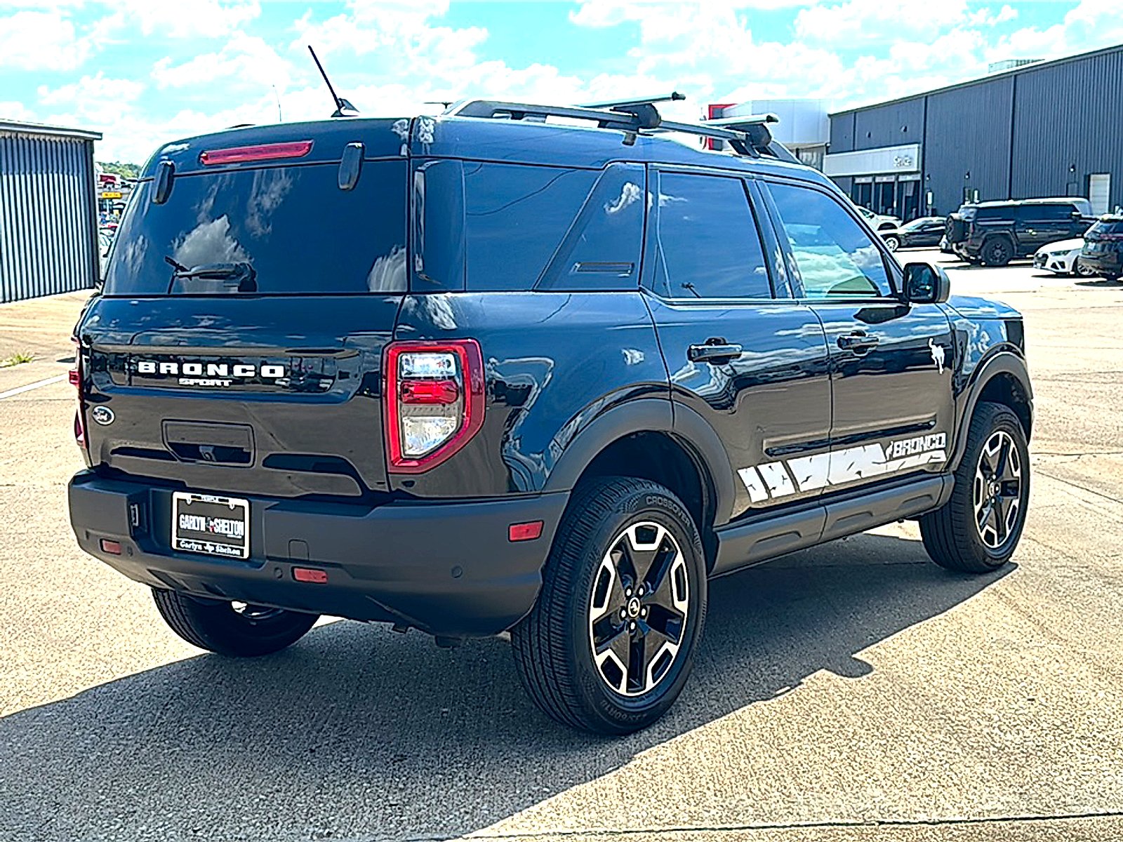 Used 2023 Shadow Black Ford Outer Banks image 8