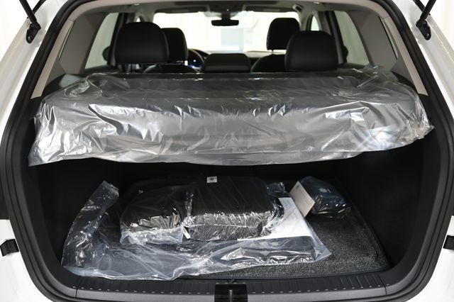 New 2026 White Volkswagen 1.5T SE Black image 20