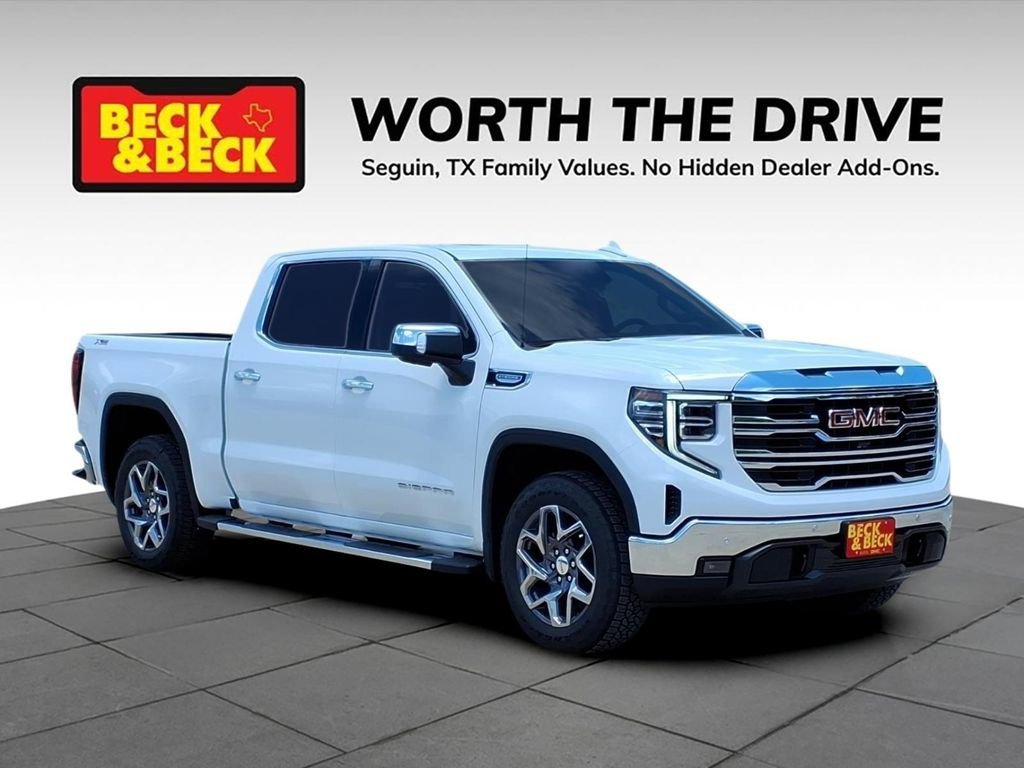 New 2026 Summit White GMC SLT image 3