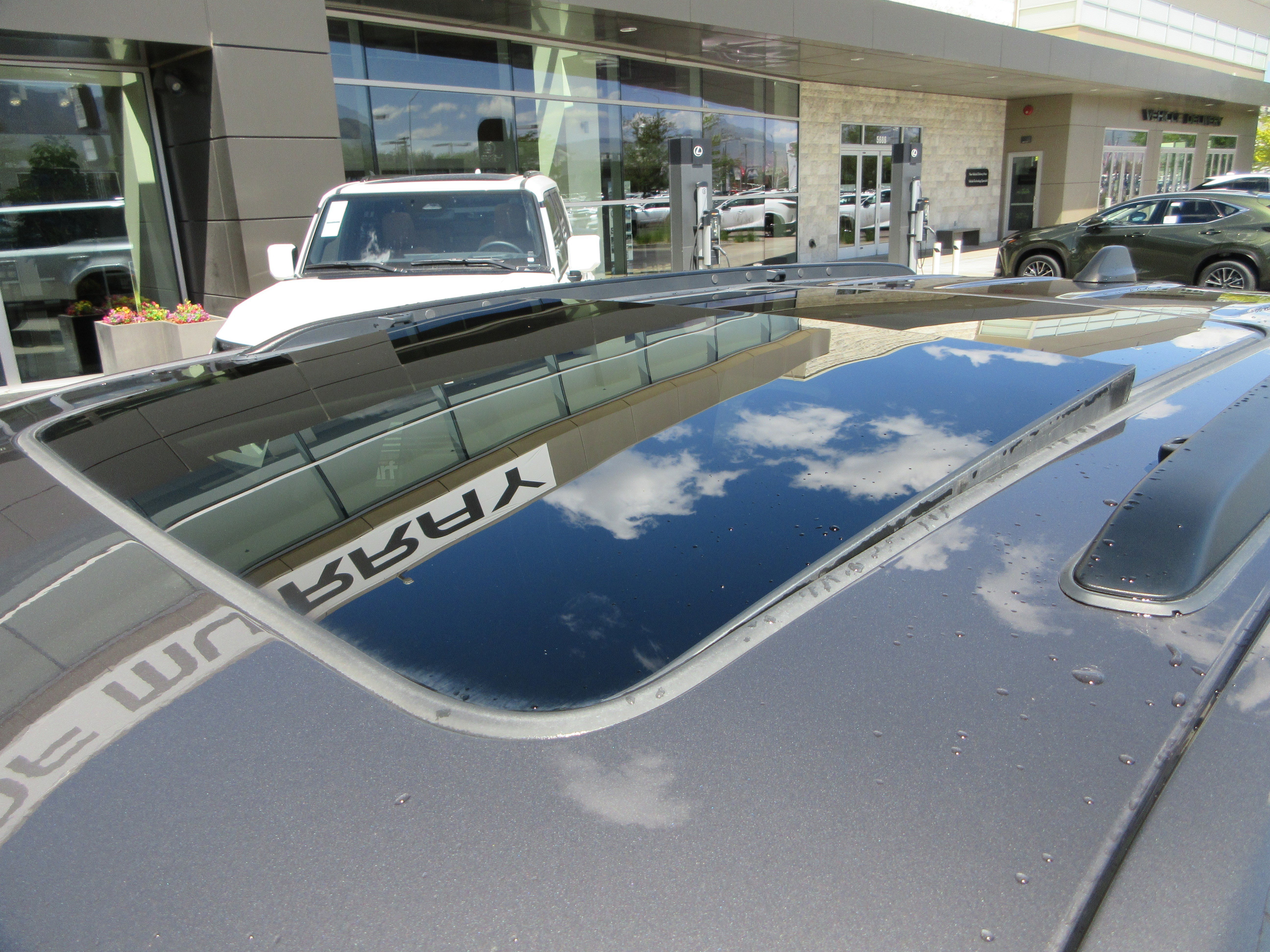Used 2022 Baltic Gray Metallic Clearcoat Jeep 4xe image 18