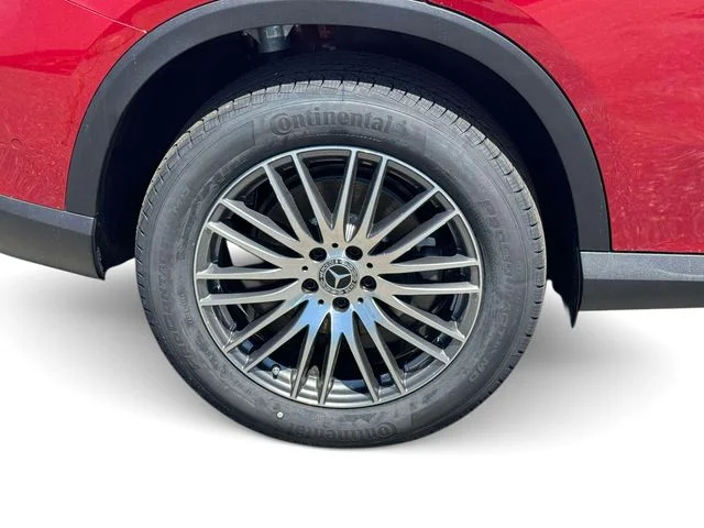 New 2026 Patagonia Red Metallic Mercedes-Benz GLC 300 image 7