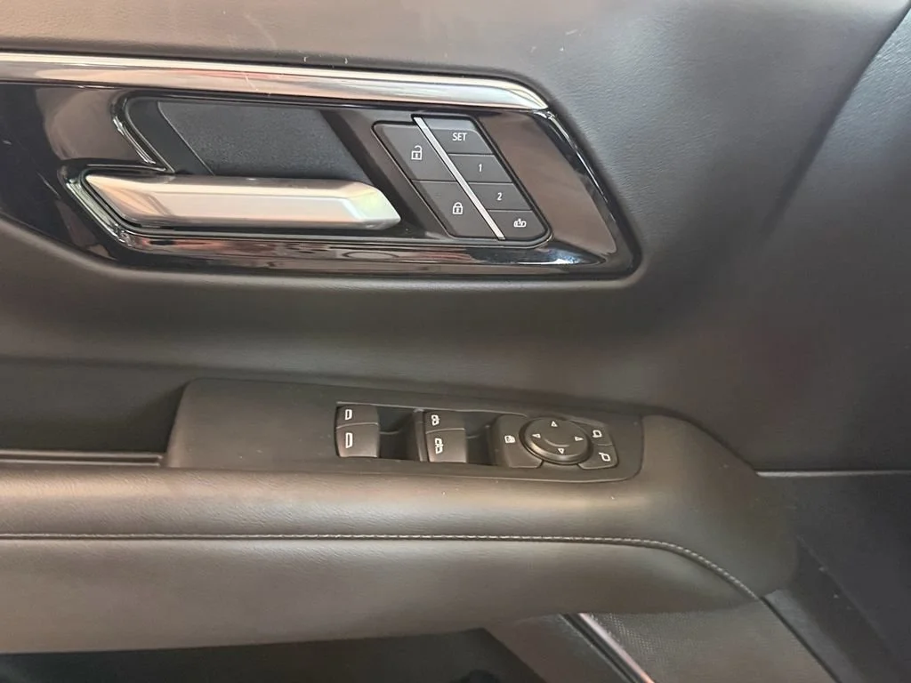 Used 2026 Black Chevrolet LT image 23