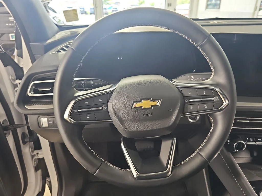 Certified Used 2025 White Chevrolet LT image 26
