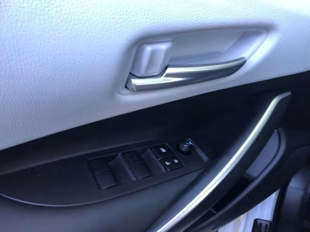 Used 2024 Ice Toyota SE image 22