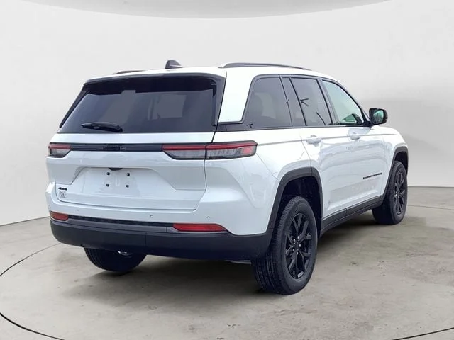 New 2026 Bright White Clearcoat Jeep LAREDO ALTITUDE 4X4 image 6
