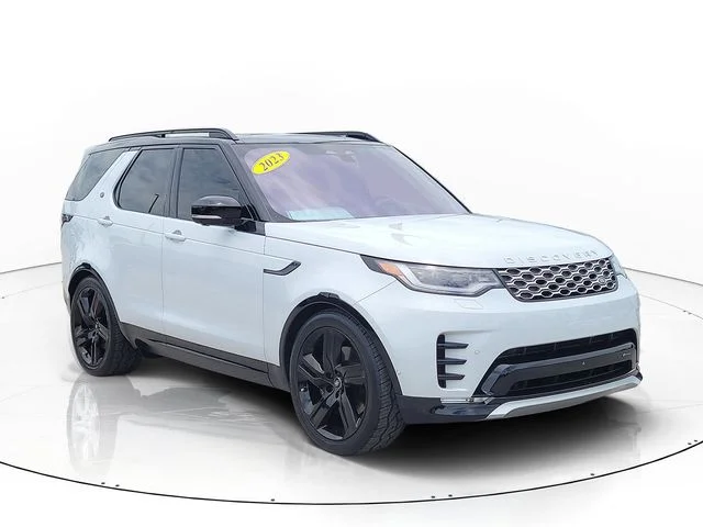 Used 2023 White Land Rover Metropolitan Edition image 3