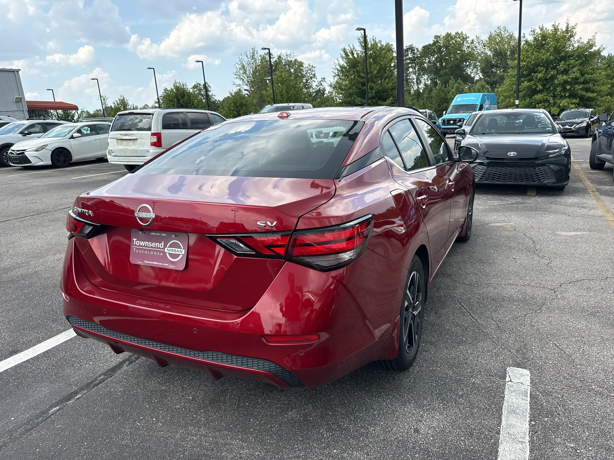 Used 2024 Scarlet Ember Tintcoat Nissan SV image 5