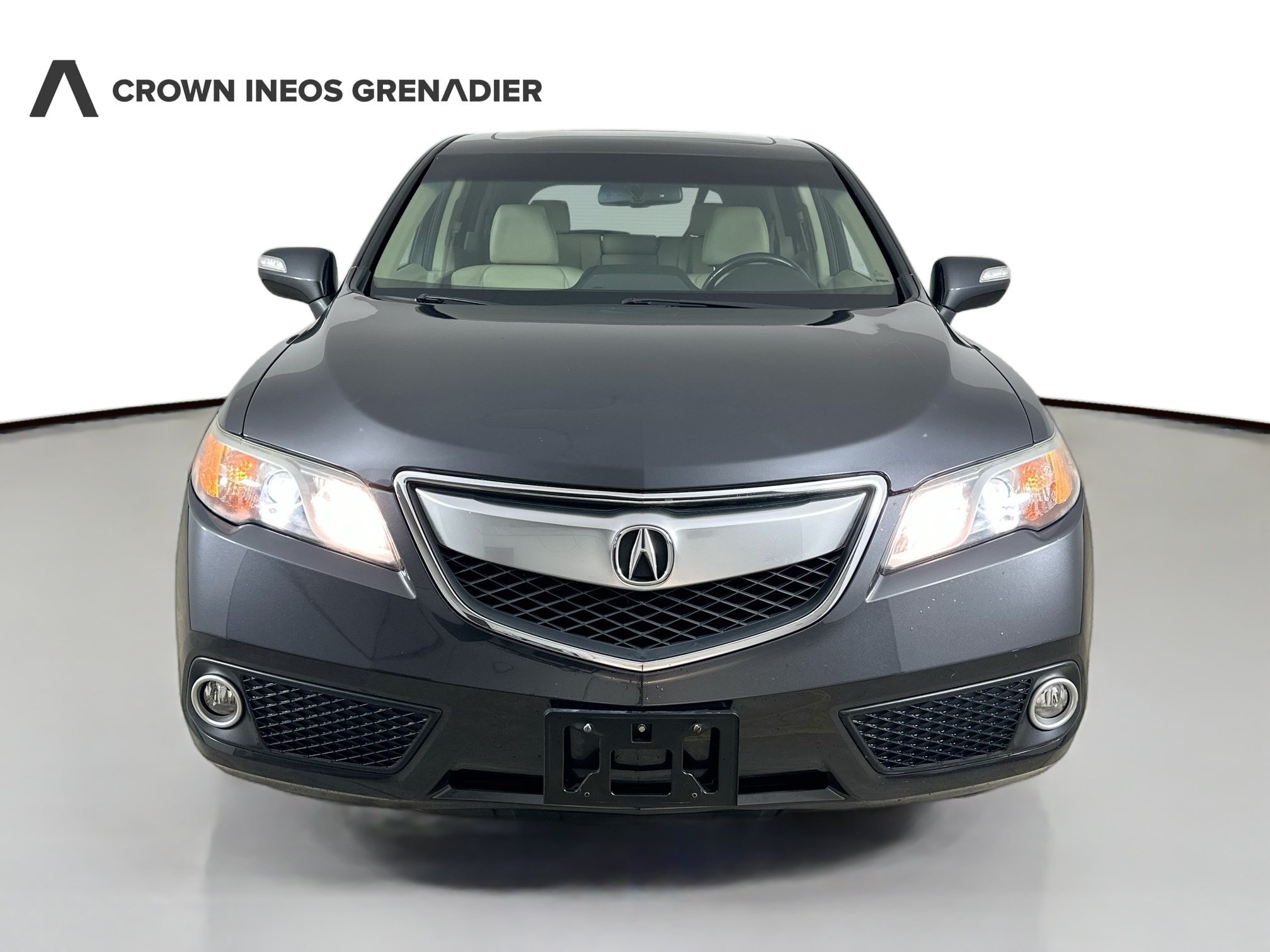 Used 2013  Acura Tech Pkg image 2