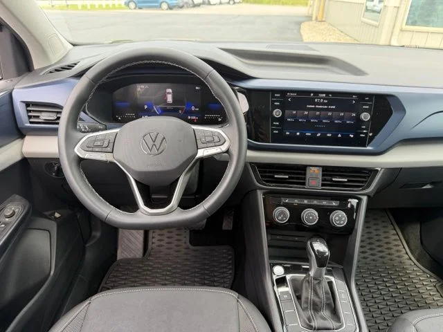 Used 2023 Black Volkswagen 1.5T SE image 15
