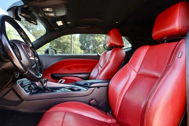 Used 2021 Black Dodge SXT image 3