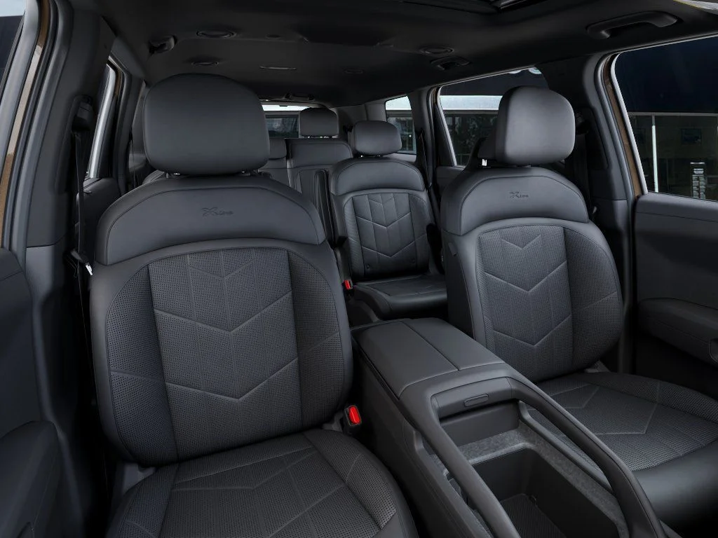 New 2027 Terrain Brown Kia X-Line EX image 15