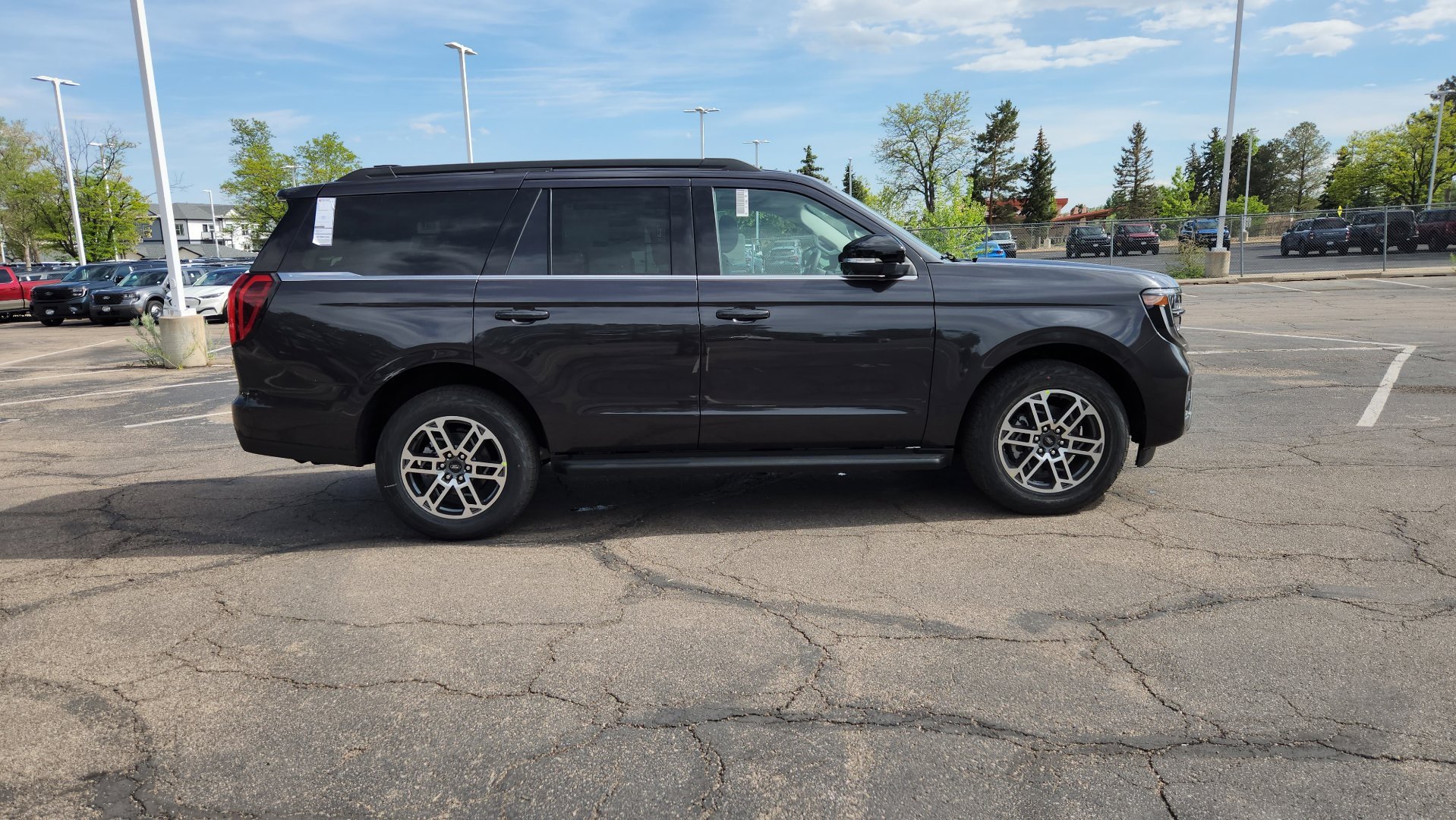 New 2026 Dark Matter Gray Metallic Ford Active image 16