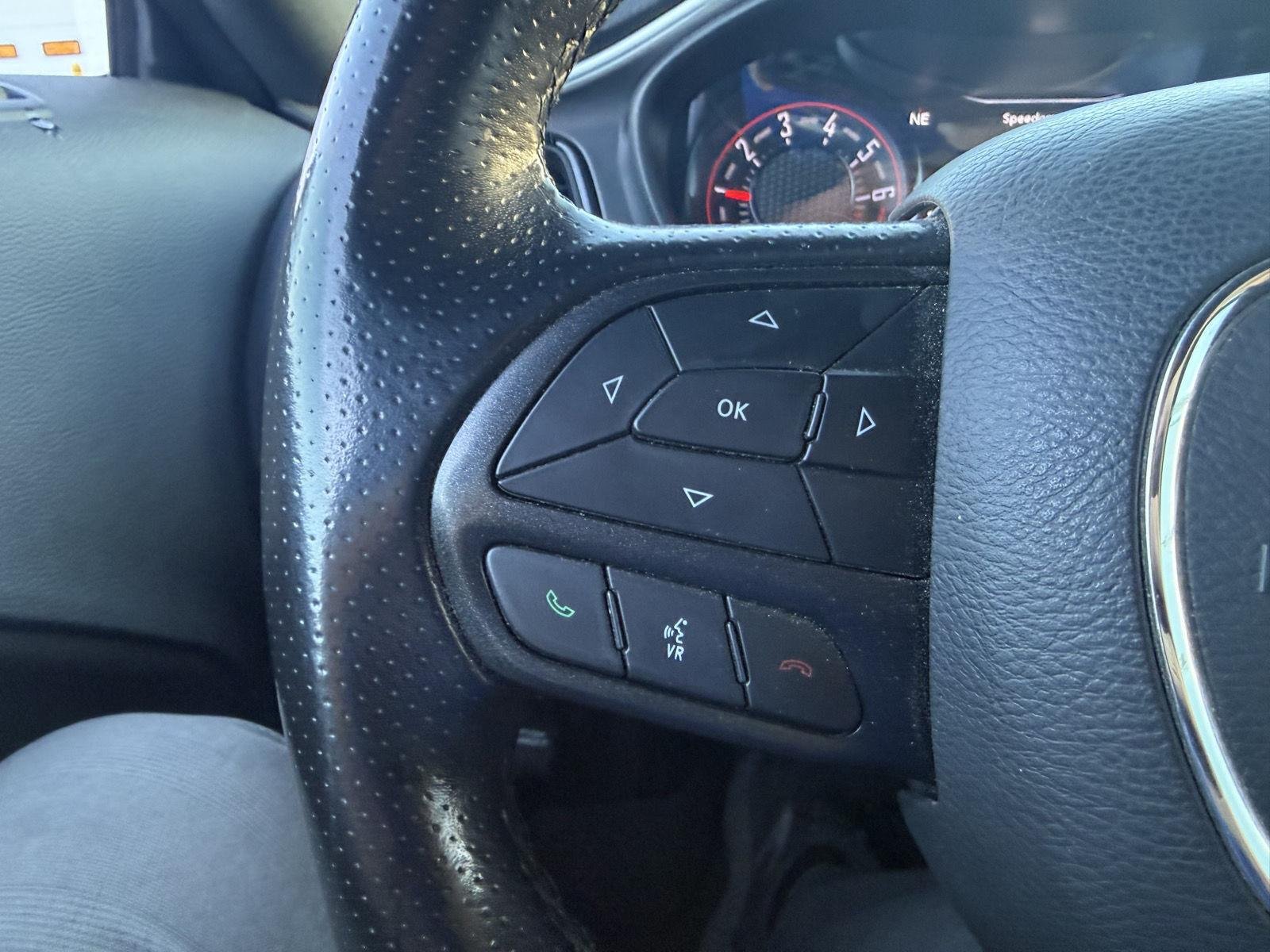 Used 2020 Rd Dodge SXT image 9