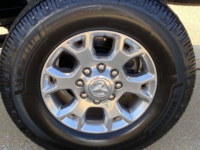 Used 2022 Crystal Metallic Ram Laramie image 8