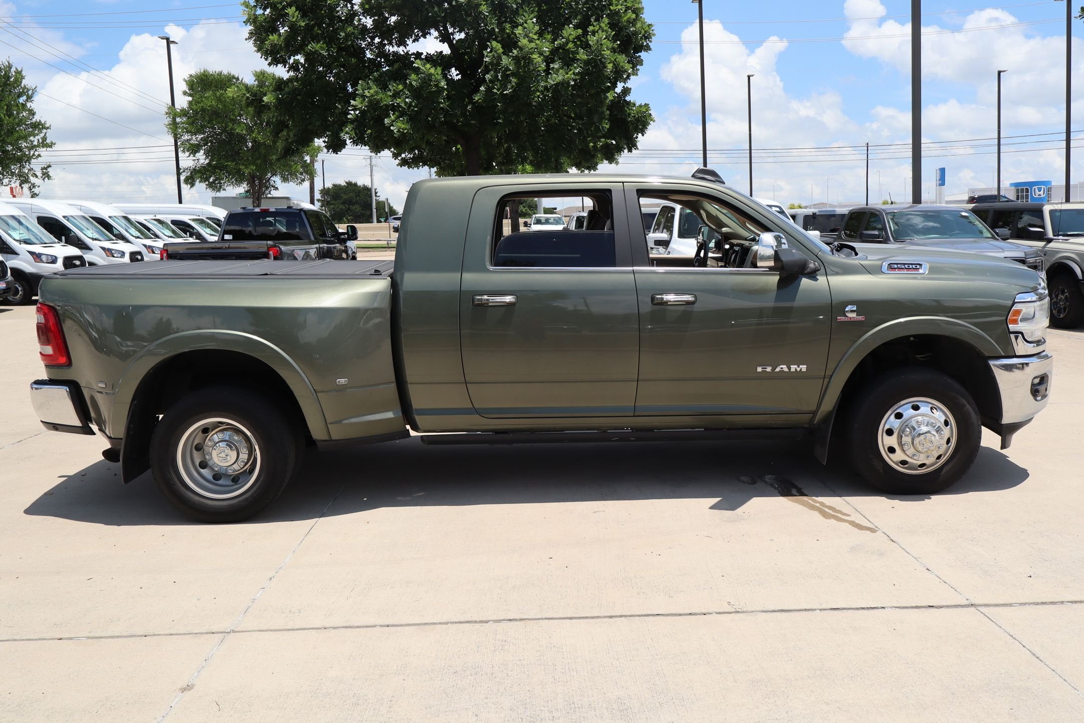 Used 2020 Olive Green Ram Laramie image 2