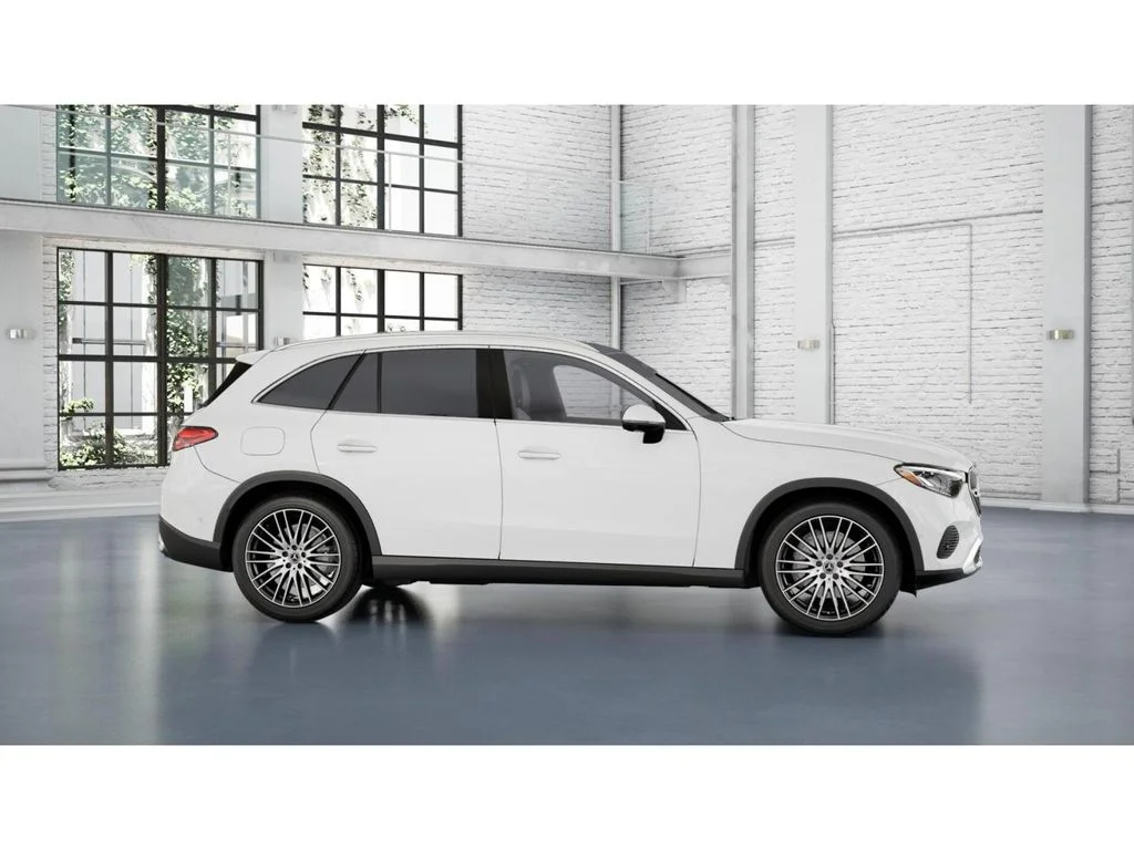 New 2027 White Mercedes-Benz GLC 300 image 15
