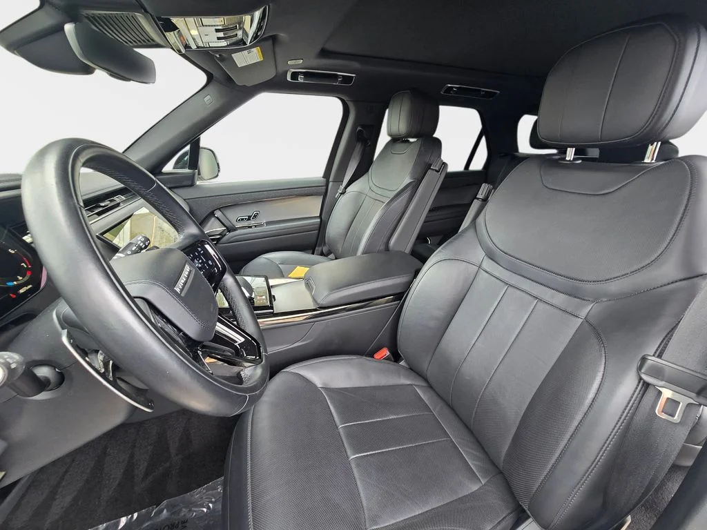 Certified Used 2024 White Land Rover Dynamic SE image 15