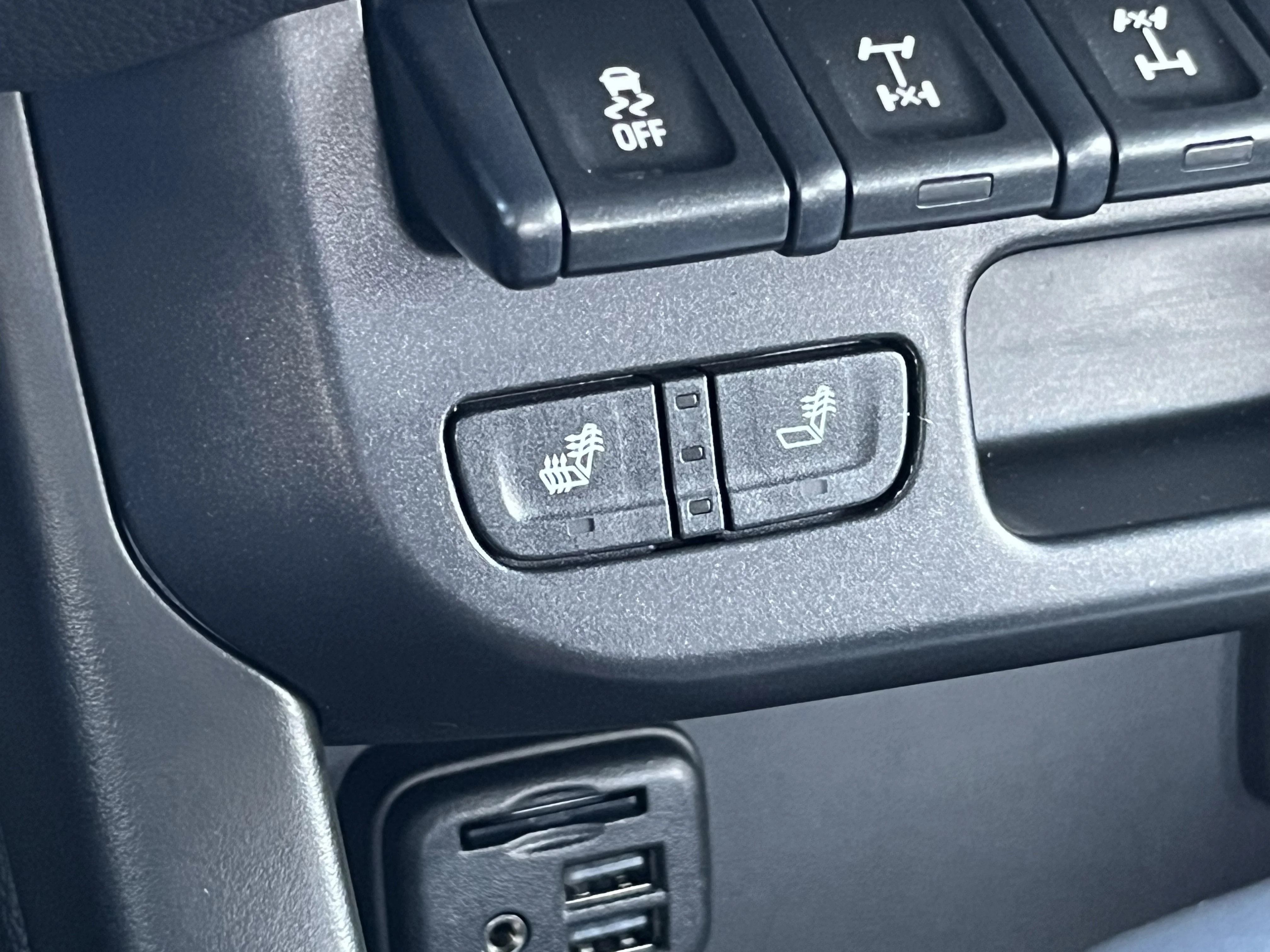 Used 2020 Summit White Chevrolet ZR2 image 35