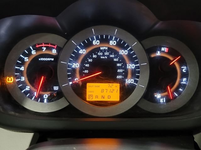 Used 2008 Classic Silver Metallic Toyota Base image 23